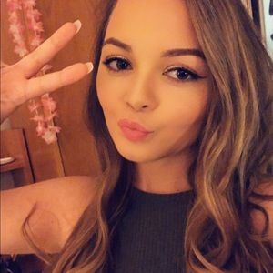 Meet your Posher, Savanah